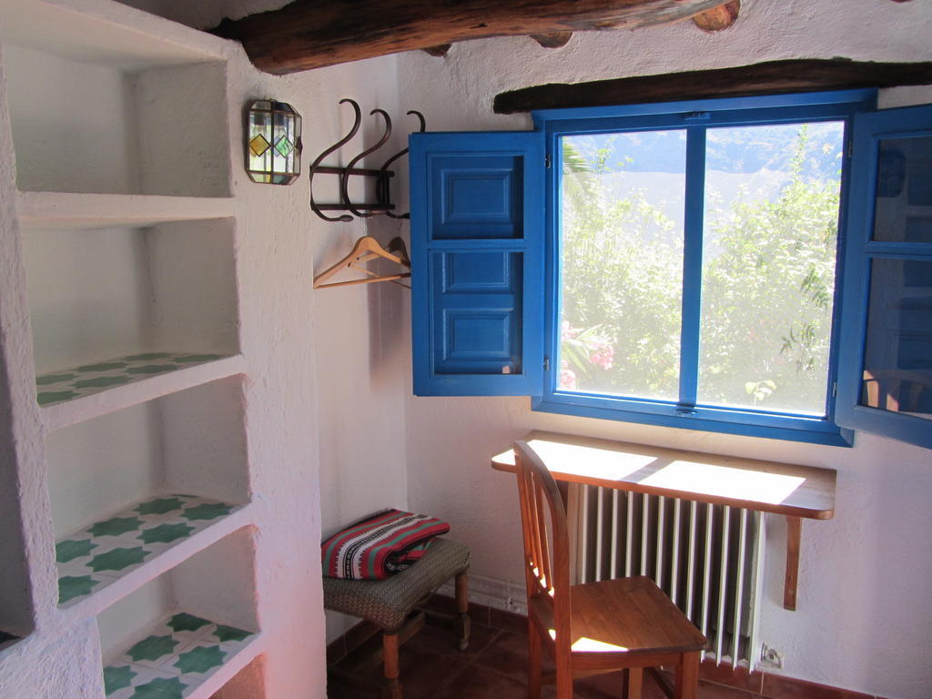 Sierra Y Mar Bed & Breakfast Ferreirola Ruang foto